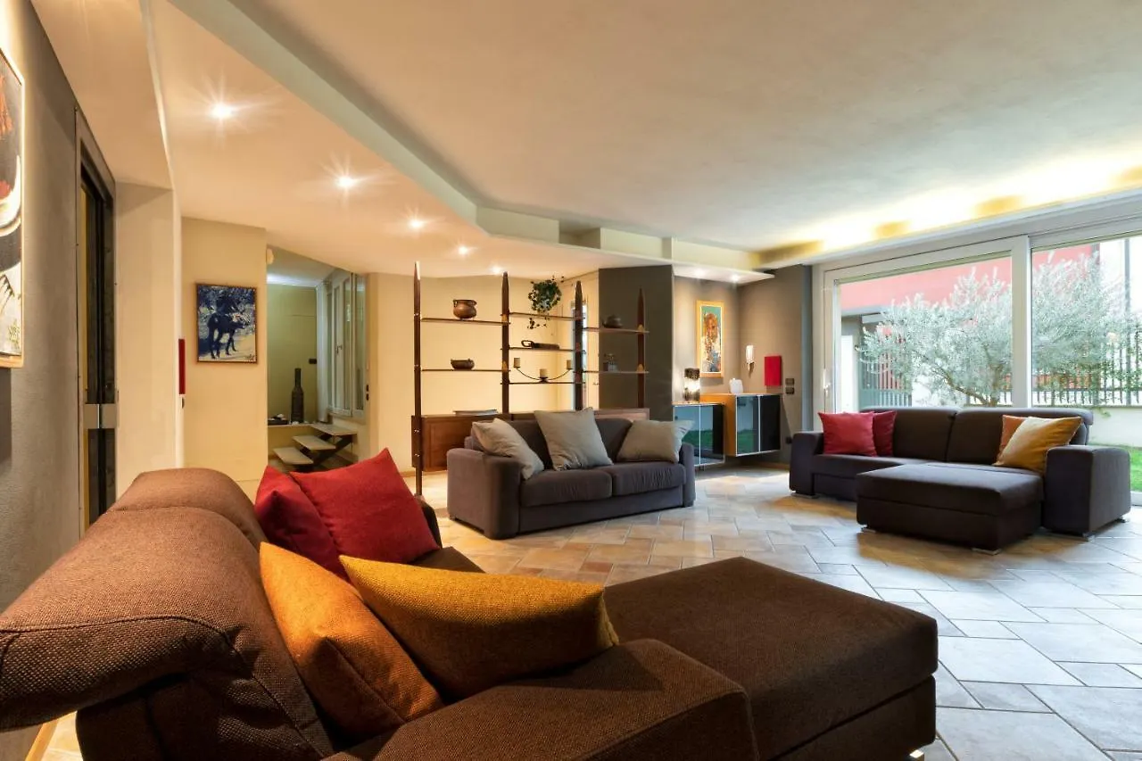 Residenza Montebello contacts